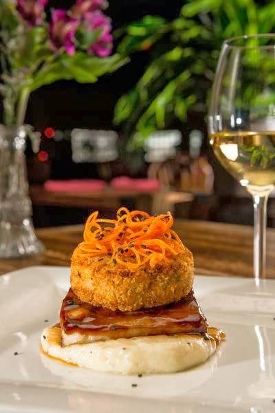 Fish House | restaurant | 4919 N University St, Peoria, IL 61614, USA | 3096919358 OR +1 309-691-9358