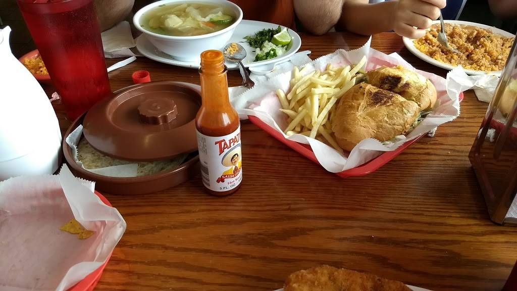 El Pueblo | restaurant | 525 E Jefferson Blvd, Dallas, TX 75203, USA | 2149463070 OR +1 214-946-3070