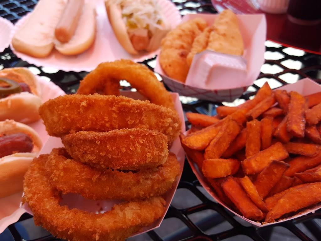 Captain Pauls Firehouse Dogs | restaurant | 2230 Princeton Pike, Lawrence Township, NJ 08648, USA | 6093237253 OR +1 609-323-7253