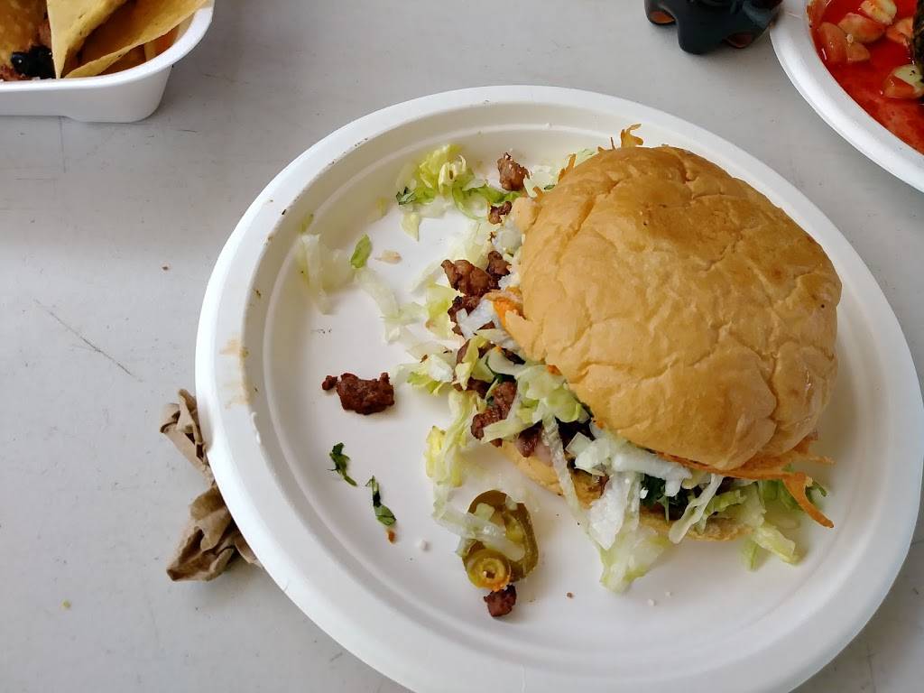 El Shastaquero | restaurant | Anderson, CA, USA | 5305612000 OR +1 530-561-2000