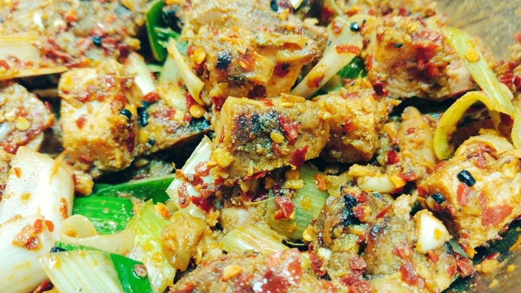 Momo Ghar Ohio | restaurant | 1265 Morse Rd, Columbus, OH 43229, USA | 6147492901 OR +1 614-749-2901