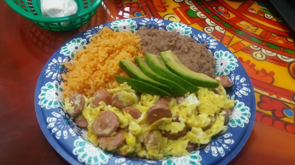 The Crus-Z Family | restaurant | 87-09 Roosevelt Ave, Jackson Heights, NY 11372, USA | 7182057977 OR +1 718-205-7977