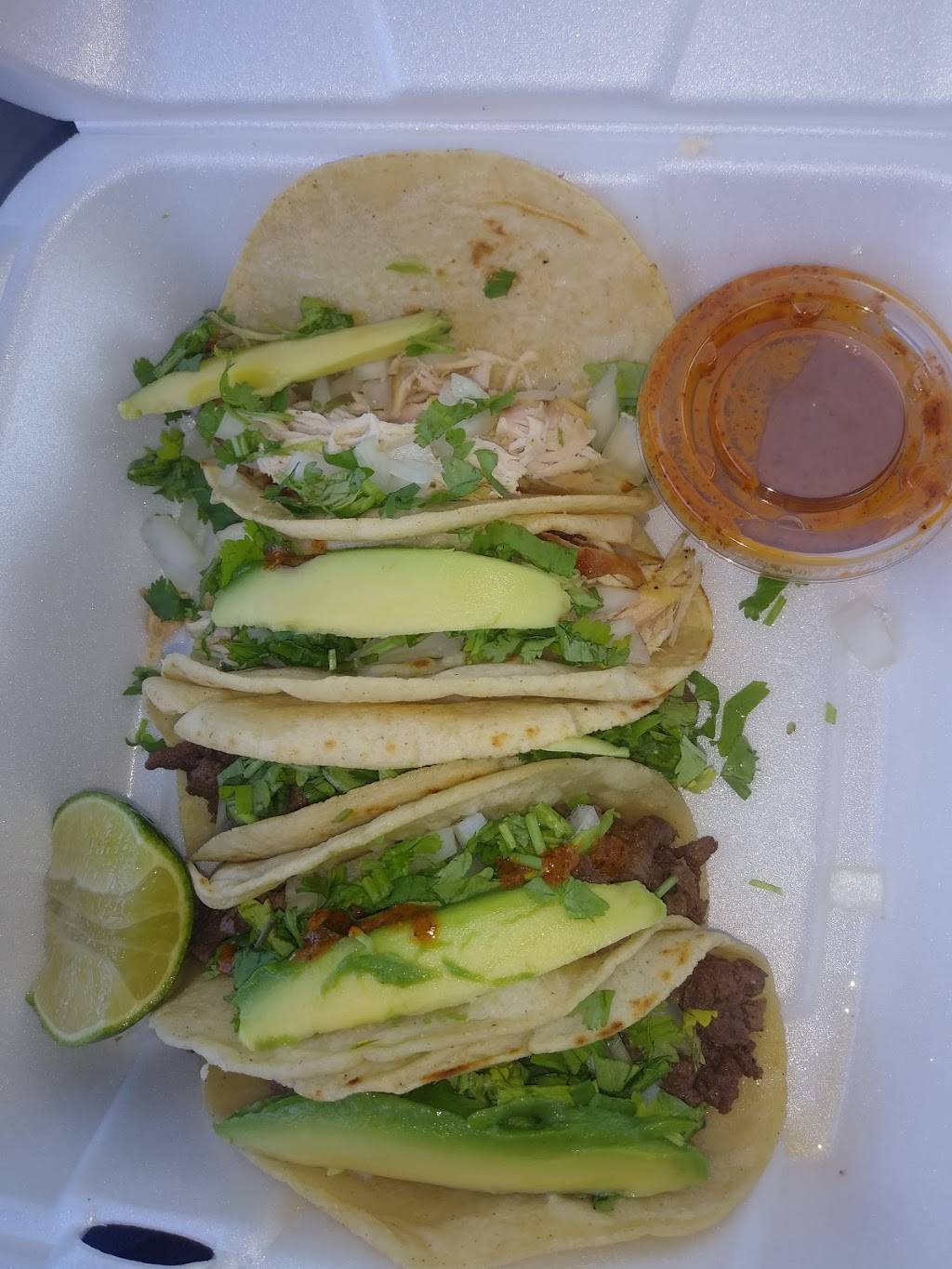 La llamarada mexican food | restaurant | 2877 Summer Ave, Memphis, TN 38112, USA | 9012624132 OR +1 901-262-4132