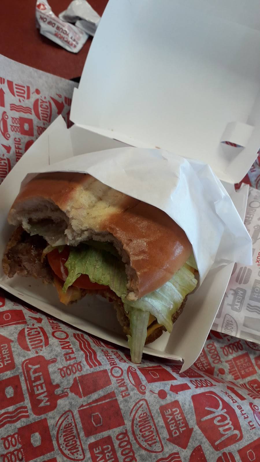 Jack in the Box | restaurant | 104 S Loop 288, Denton, TX 76209, USA | 9405666721 OR +1 940-566-6721