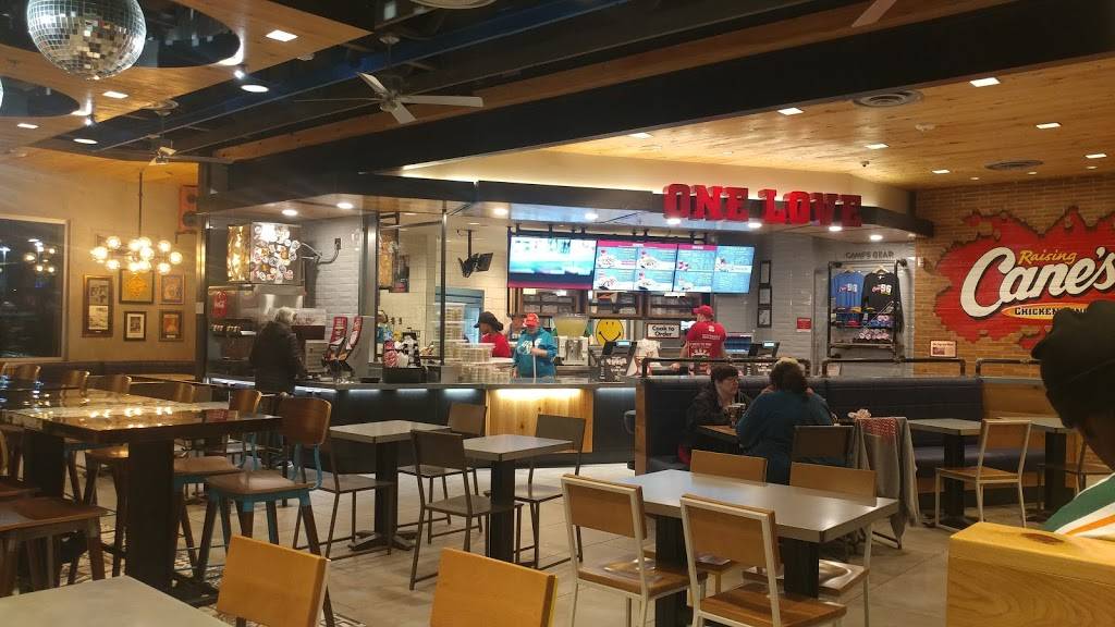 Raising Canes Chicken Fingers | meal takeaway | 805 NW Sheridan Rd, Lawton, OK 73507, USA | 5803573981 OR +1 580-357-3981