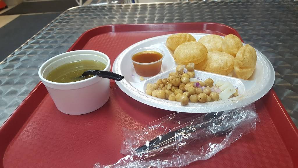 Royal Paan | restaurant | 2260, 107 Bovaird Dr E #107, Brampton, ON L6R 1Z1, Canada | 9057920014 OR +1 905-792-0014