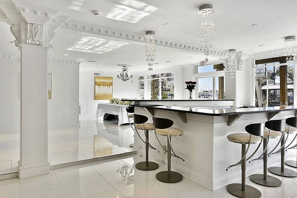 La Maison Du Lac | restaurant | 7412 Lakeshore Dr, New Orleans, LA 70124, USA | 5043090700 OR +1 504-309-0700