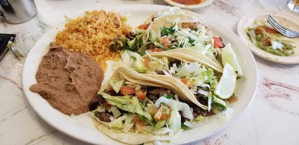 Manuels Mexican Restaurant | restaurant | 13012 Farm to Market Rd 529, Houston, TX 77041, USA | 8324672002 OR +1 832-467-2002