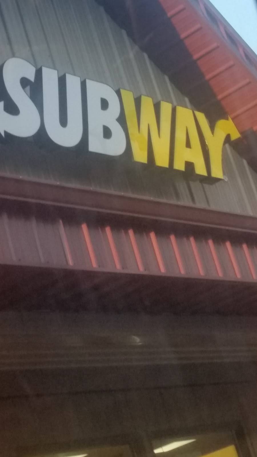 Subway Restaurants | restaurant | 124 W Indian Trail, Milan, IN 47031, USA | 8126547225 OR +1 812-654-7225