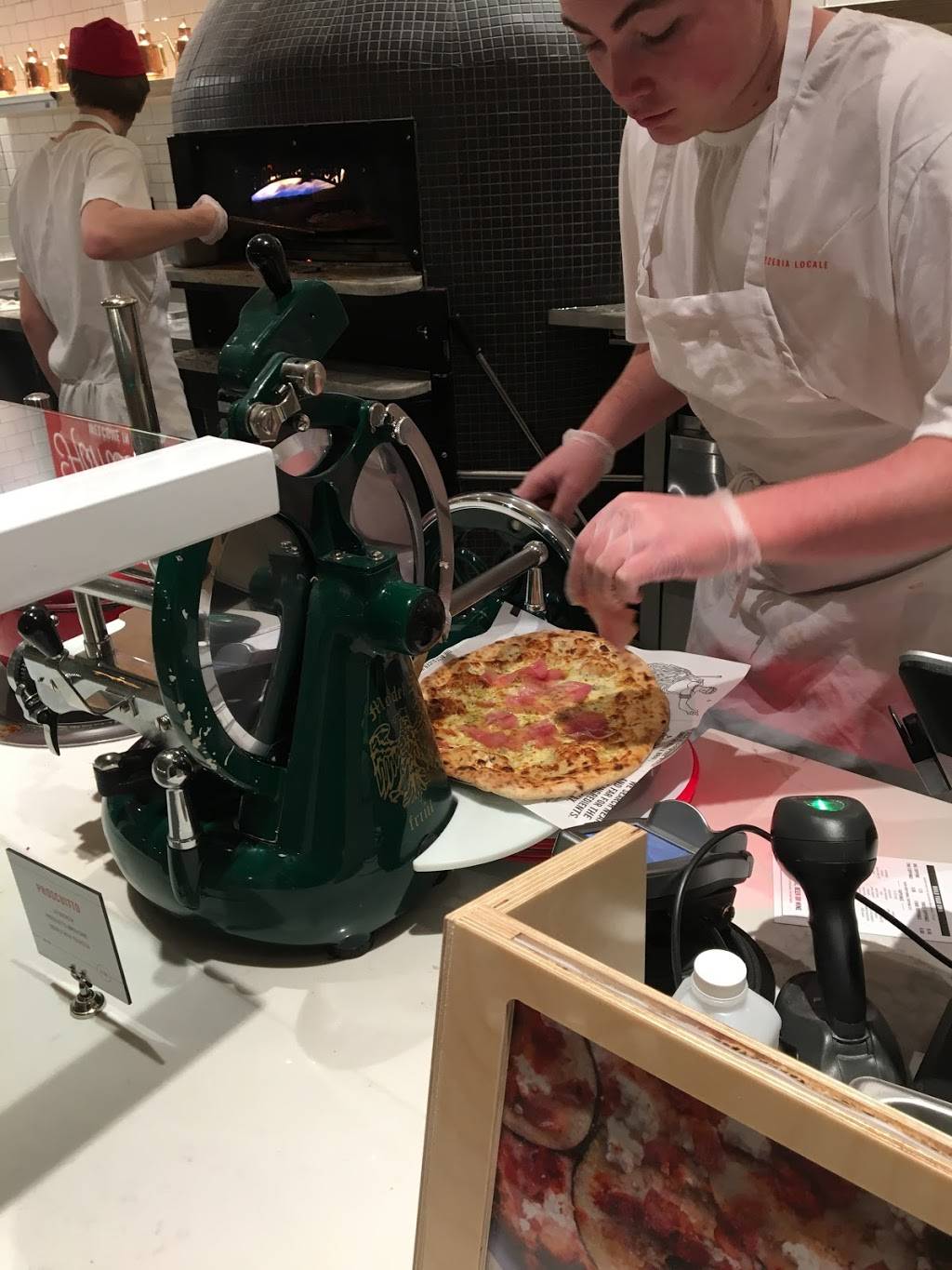 Pizzeria Locale | restaurant | 7505 E 29th Pl, Denver, CO 80238, USA | 3038357465 OR +1 303-835-7465