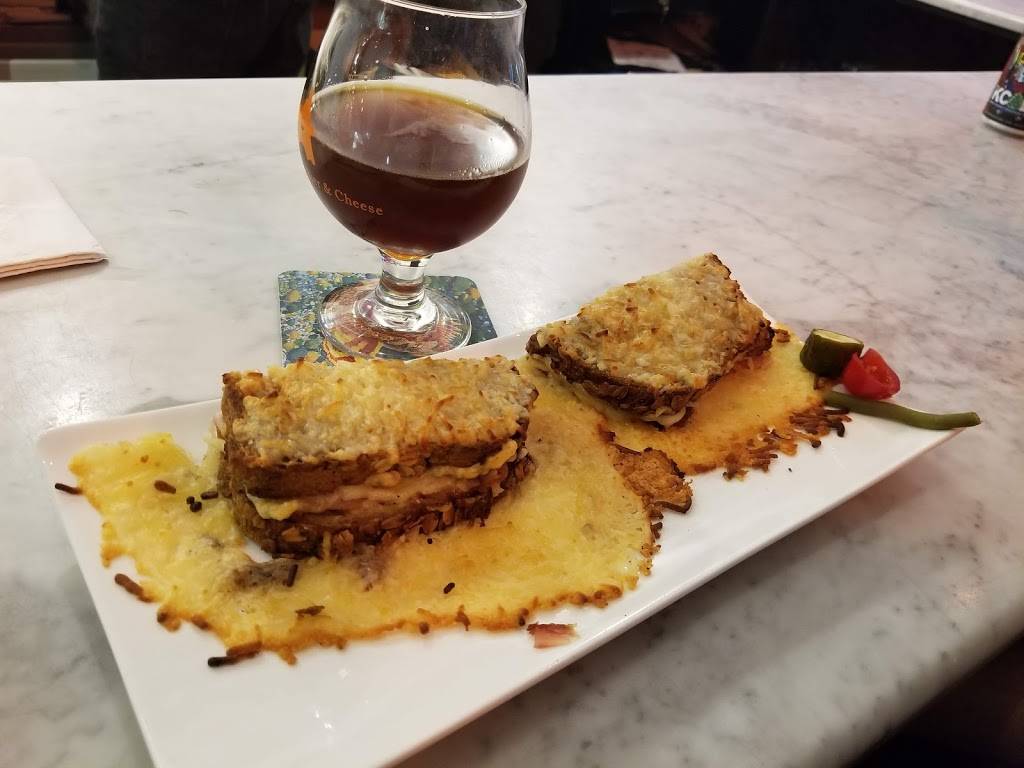 Astoria Bier & Cheese-Ditmars | restaurant | 35-11 Ditmars Blvd, Astoria, NY 11105, USA | 7182556982 OR +1 718-255-6982