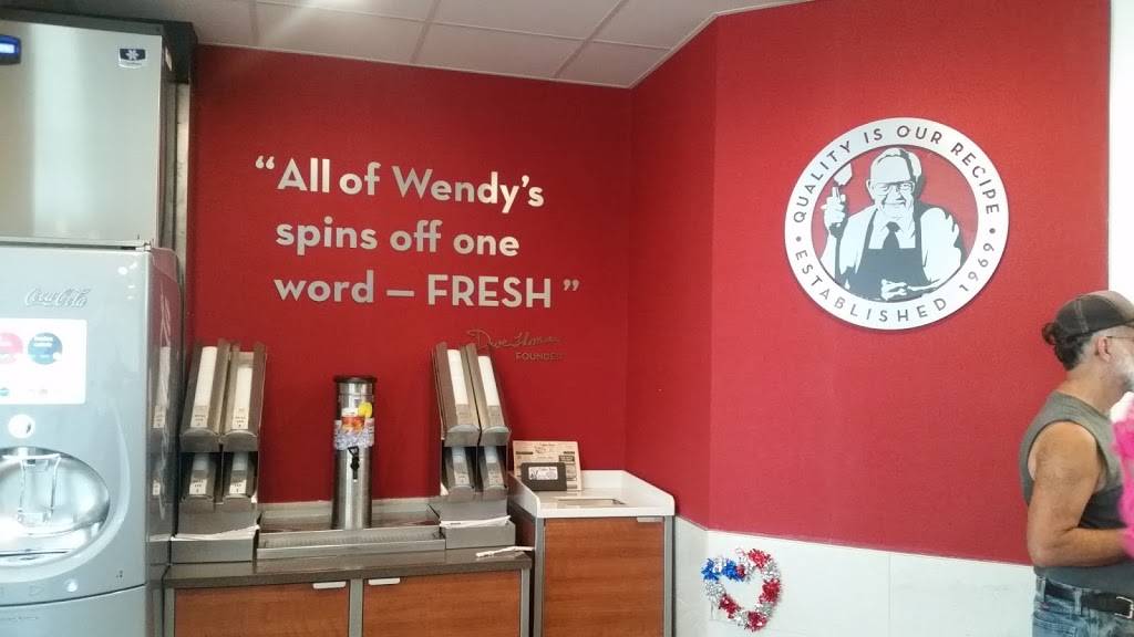 Wendys | restaurant | 19175 South La Grange Road, Mokena, IL 60448, USA | 7084792560 OR +1 708-479-2560