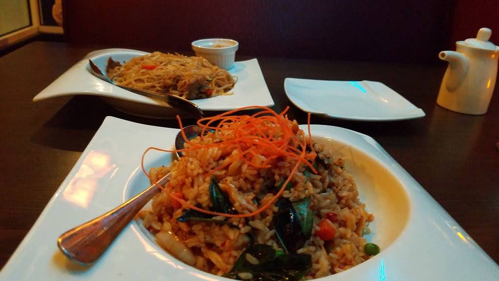 Wild Ginger | restaurant | 44 S Washington St, Hinsdale, IL 60521, USA | 6303231888 OR +1 630-323-1888