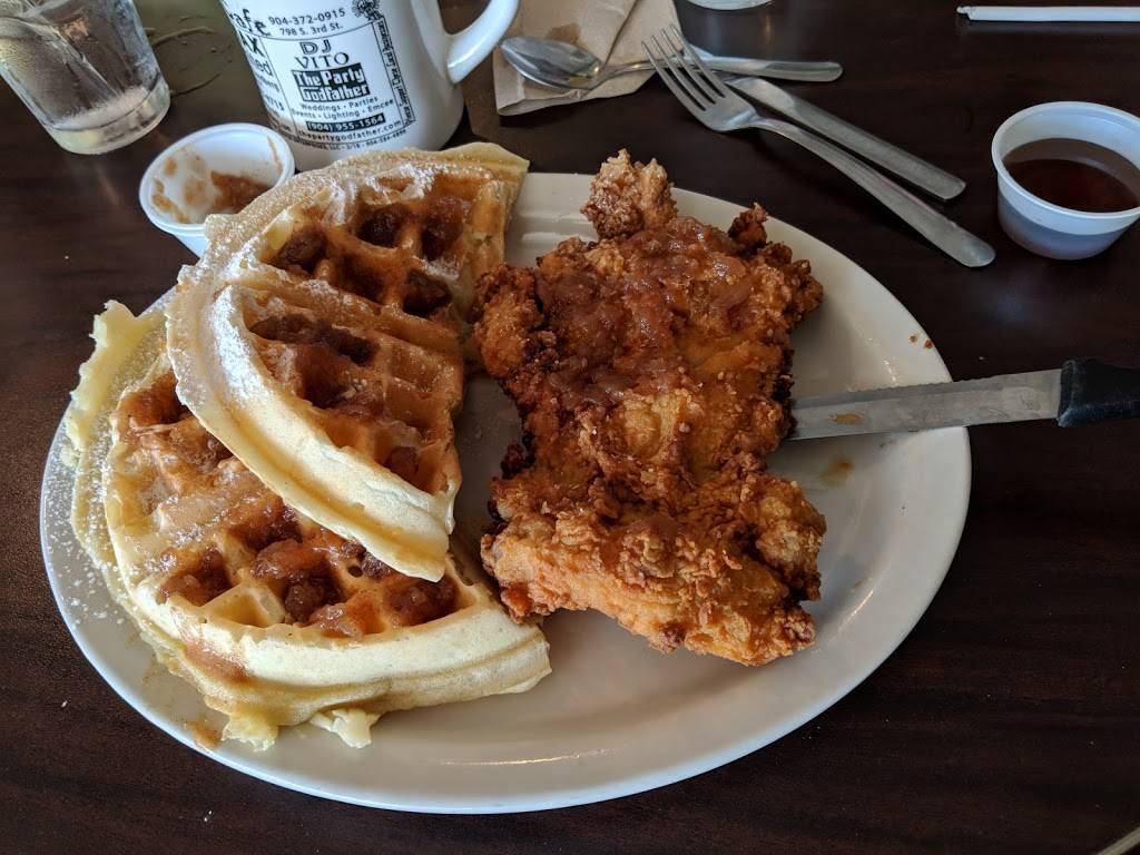 Bacon in the Sun Cafe | restaurant | 798 3rd St S, Jacksonville Beach, FL 32250, USA | 9043720915 OR +1 904-372-0915