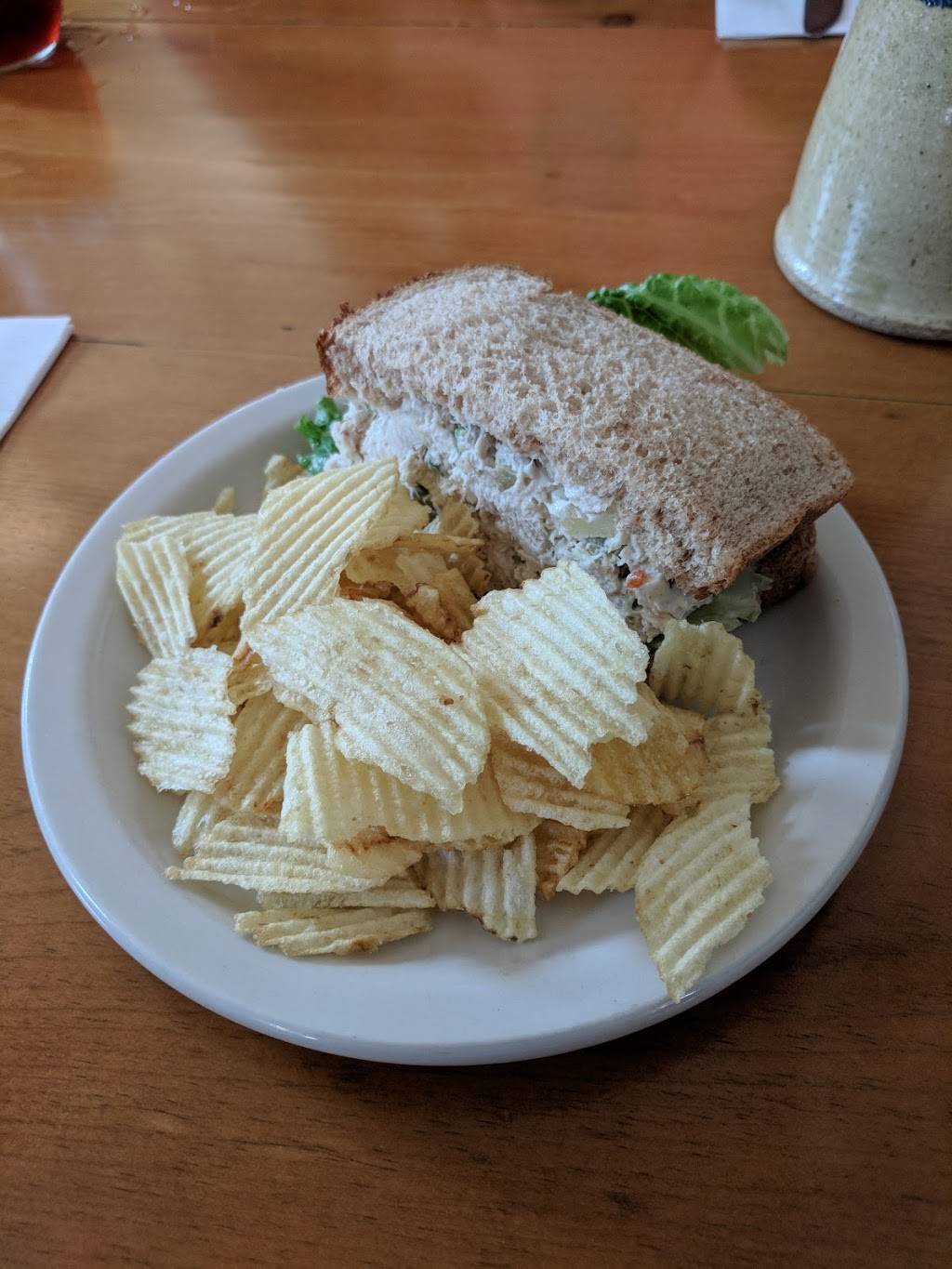 My Just Desserts Alton, LLC | restaurant | 31 E Broadway, Alton, IL 62002, USA | 6184625881 OR +1 618-462-5881