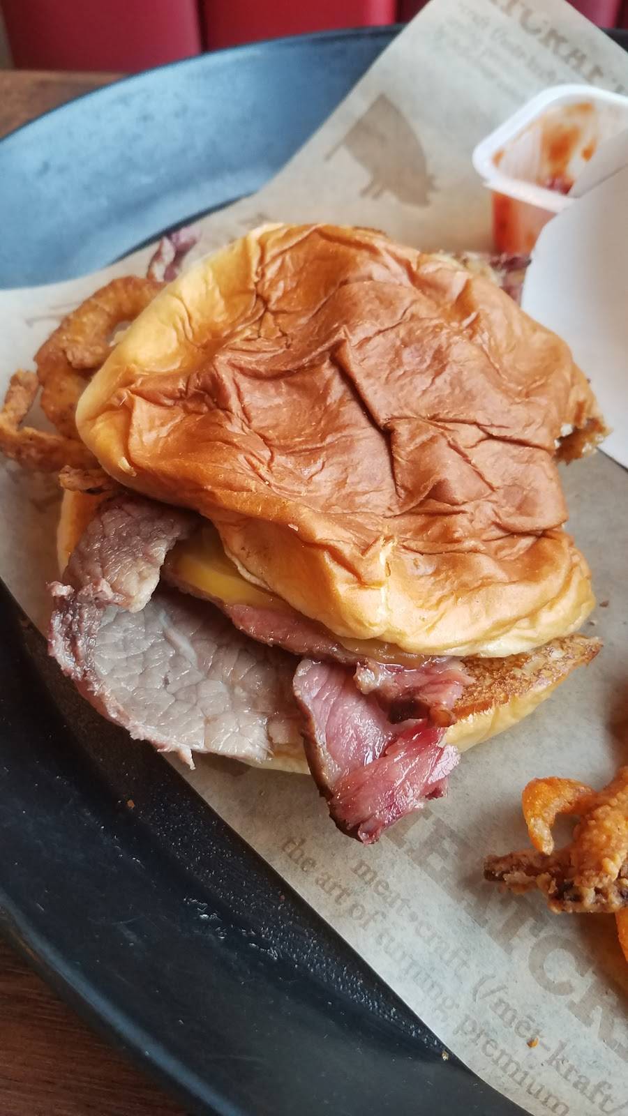 Arbys | restaurant | 270 Smokey Park Highway, Asheville, NC 28806, USA | 8286336756 OR +1 828-633-6756