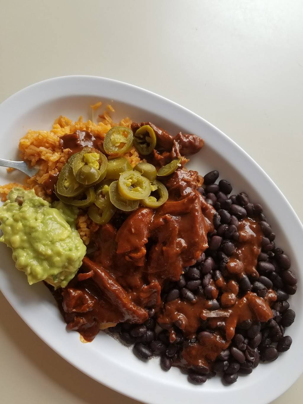 El Faro Restaurant | restaurant | 82 1st St, San Francisco, CA 94105, USA | 4154954426 OR +1 415-495-4426