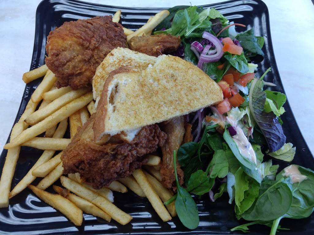 Toms Jr. Burgers | restaurant | 7852 Florence Ave, Downey, CA 90240, USA | 5626597443 OR +1 562-659-7443