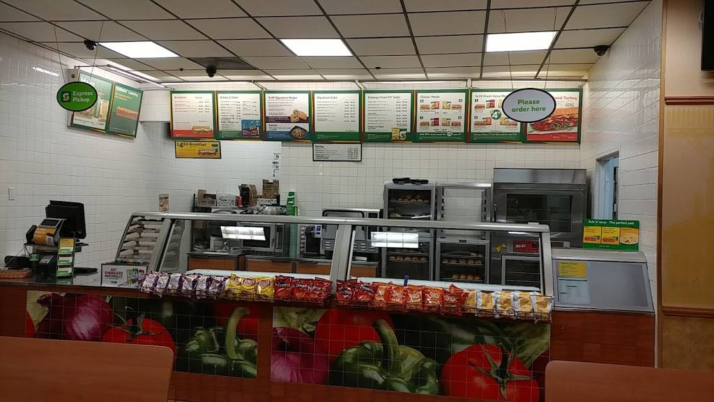 Subway | restaurant | 39872 Los Alamos Rd, Plaza Las Brisas Ste A12, Murrieta, CA 92562, USA | 9516982310 OR +1 951-698-2310