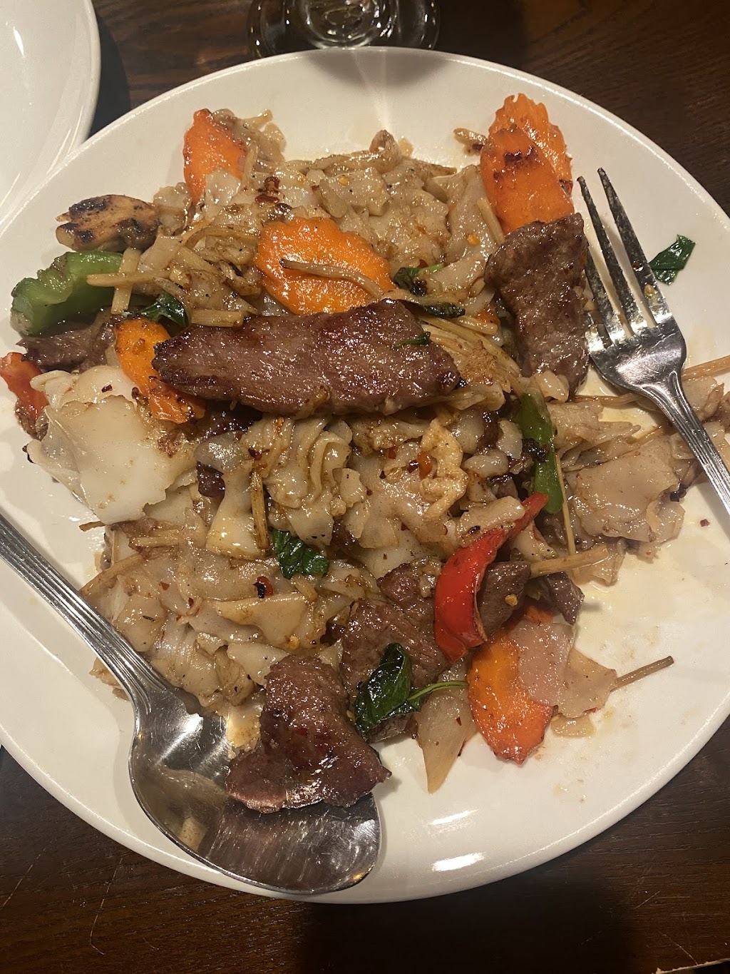 Bahn Thai Restaurant | restaurant | 409 Roy St, Seattle, WA 98109, USA | 2062830444 OR +1 206-283-0444