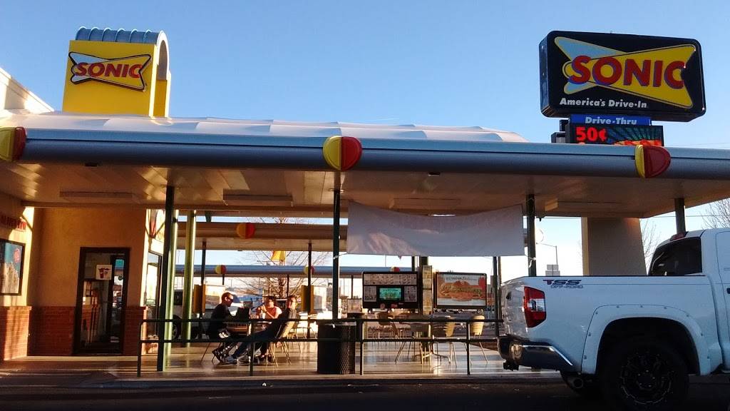 Sonic Drive-In | restaurant | 930 N Valley Dr, Las Cruces, NM 88001, USA | 5755239562 OR +1 575-523-9562