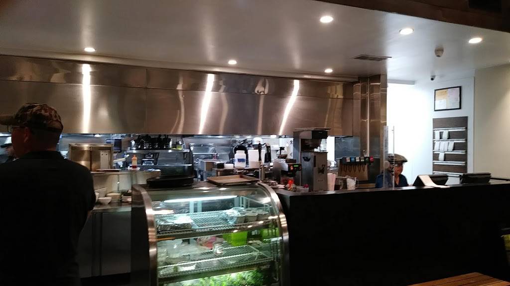 Ringer Hut | restaurant | 1072 Saratoga Ave, San Jose, CA 95129, USA | 4085540877 OR +1 408-554-0877