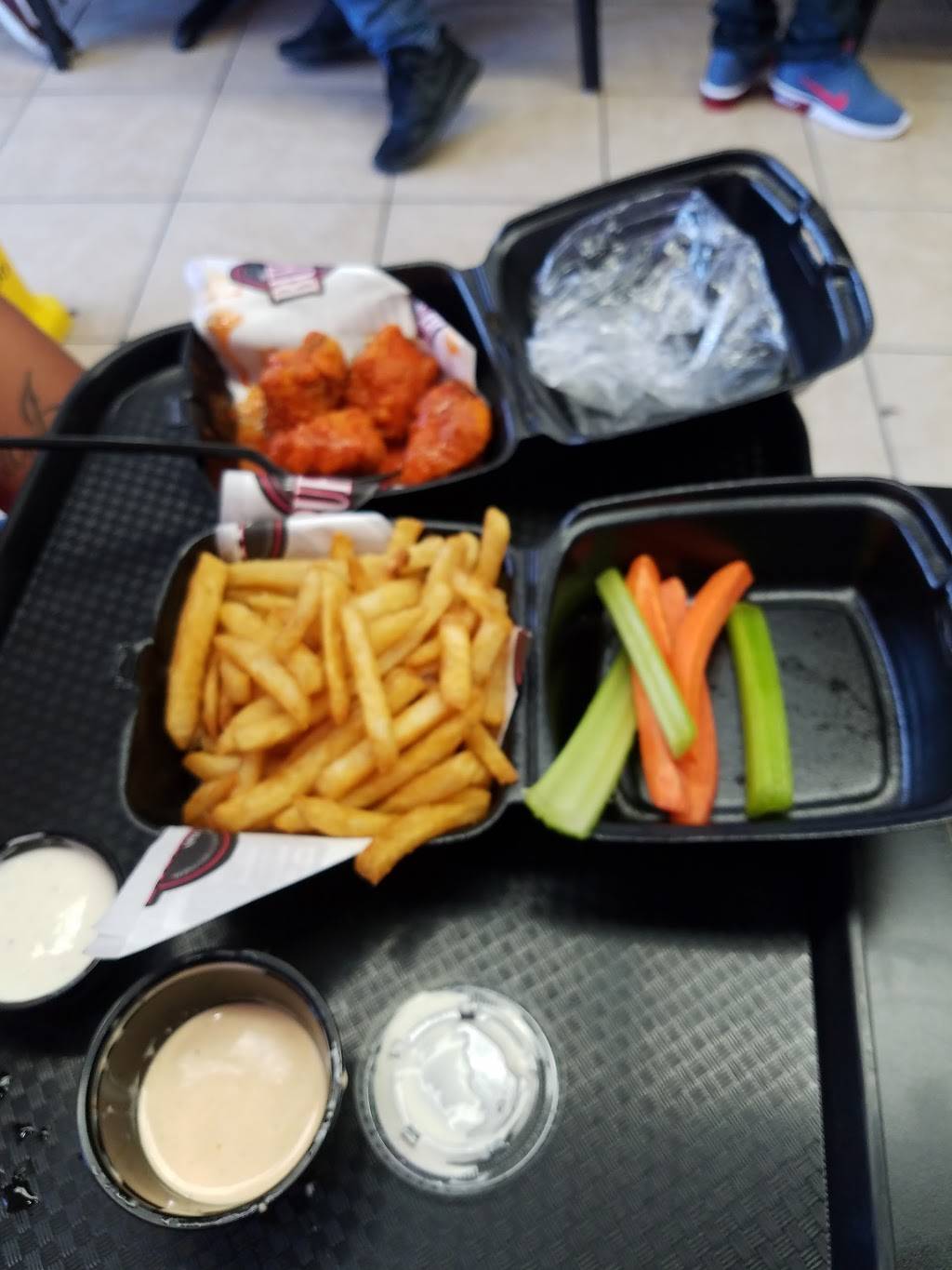 The Buffalo Spot | restaurant | 2604, 241 W Carson St, Carson, CA 90745, USA | 4243640344 OR +1 424-364-0344