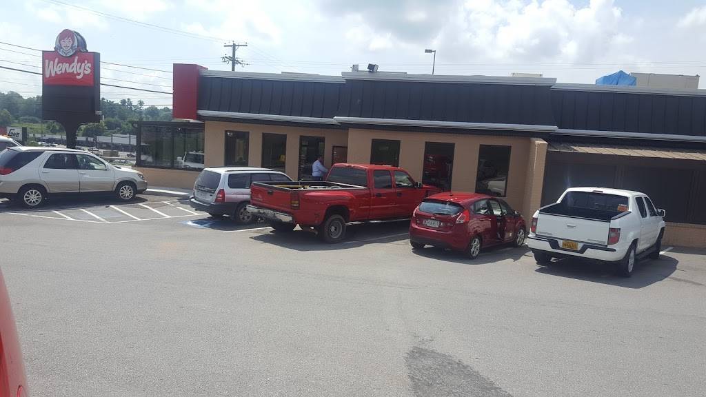 Wendys | restaurant | 499 Cummings St, Abingdon, VA 24210, USA | 2766284751 OR +1 276-628-4751