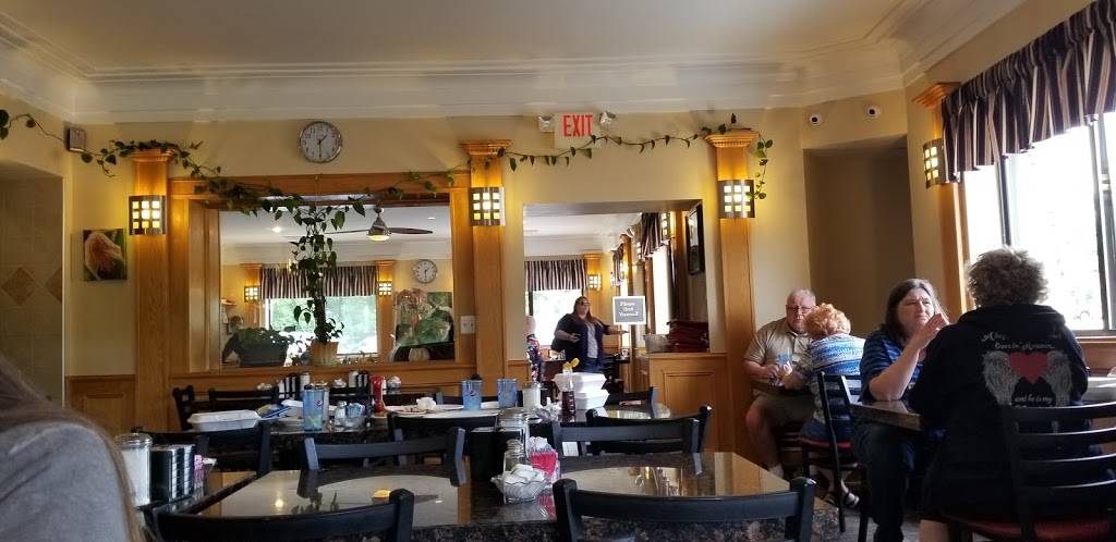 Cheryls Place | restaurant | 4683 South Old US Highway 23, Brighton, MI 48114, USA | 8102299994 OR +1 810-229-9994