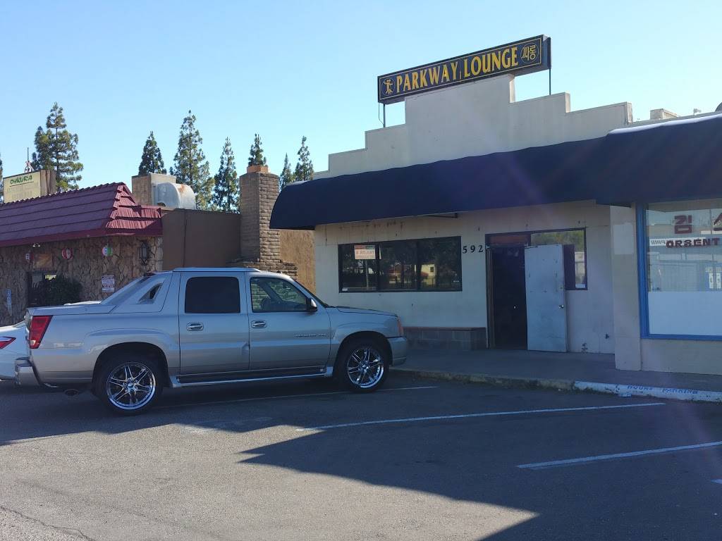 Park Way Lounge | restaurant | 592 Parker Rd, Fairfield, CA 94533, USA | 7074375854 OR +1 707-437-5854