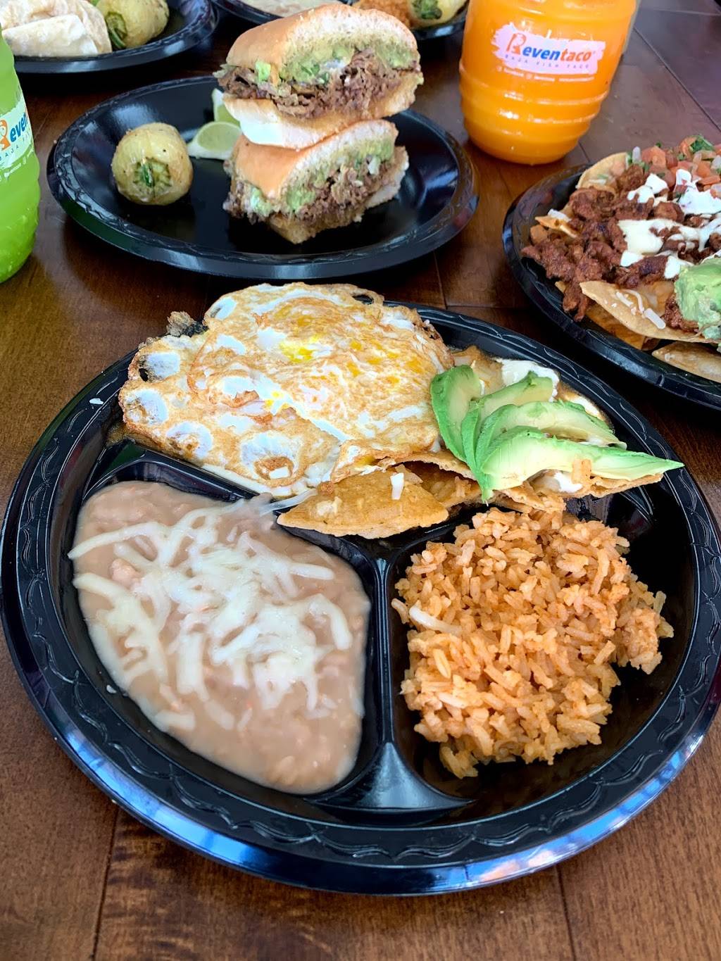 Reventaco | restaurant | 12240 La Mirada Blvd, La Mirada, CA 90638, USA | 5623511011 OR +1 562-351-1011