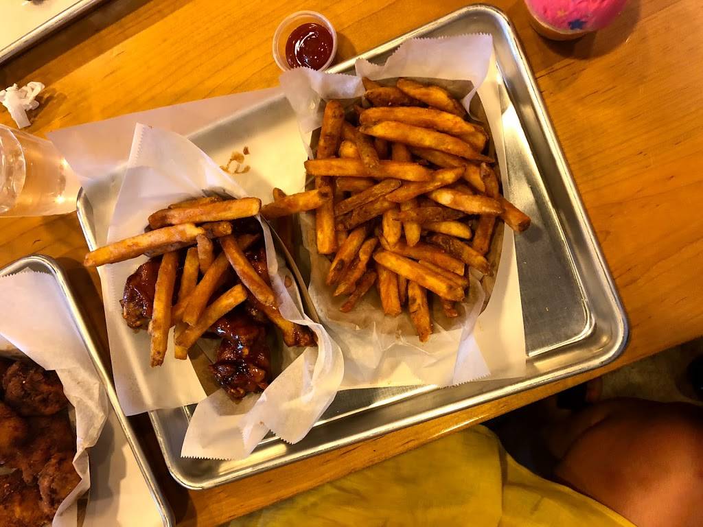 Fire Wings Manteca | restaurant | 1446 Hulsey Way, Manteca, CA 95336, USA | 2096653192 OR +1 209-665-3192