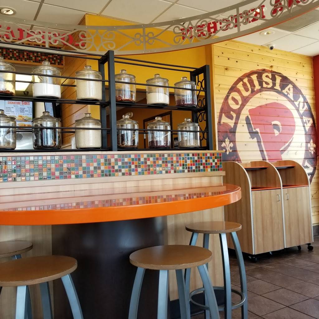 Popeyes Louisiana Kitchen | restaurant | 939 W Ave J, Lancaster, CA 93534, USA | 6619490104 OR +1 661-949-0104