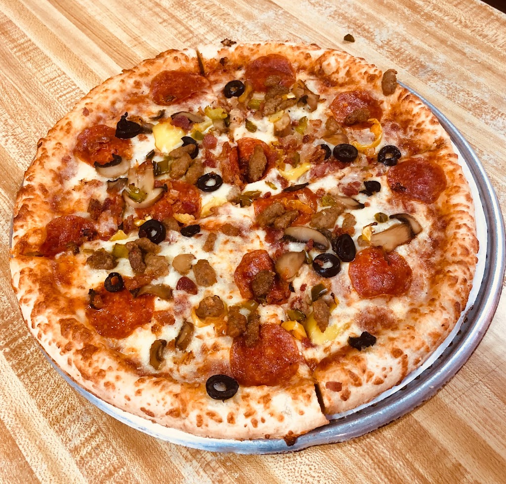 Country Store | meal takeaway | 19873 Senedo Rd, Edinburg, VA 22824, USA | 5409844646 OR +1 540-984-4646