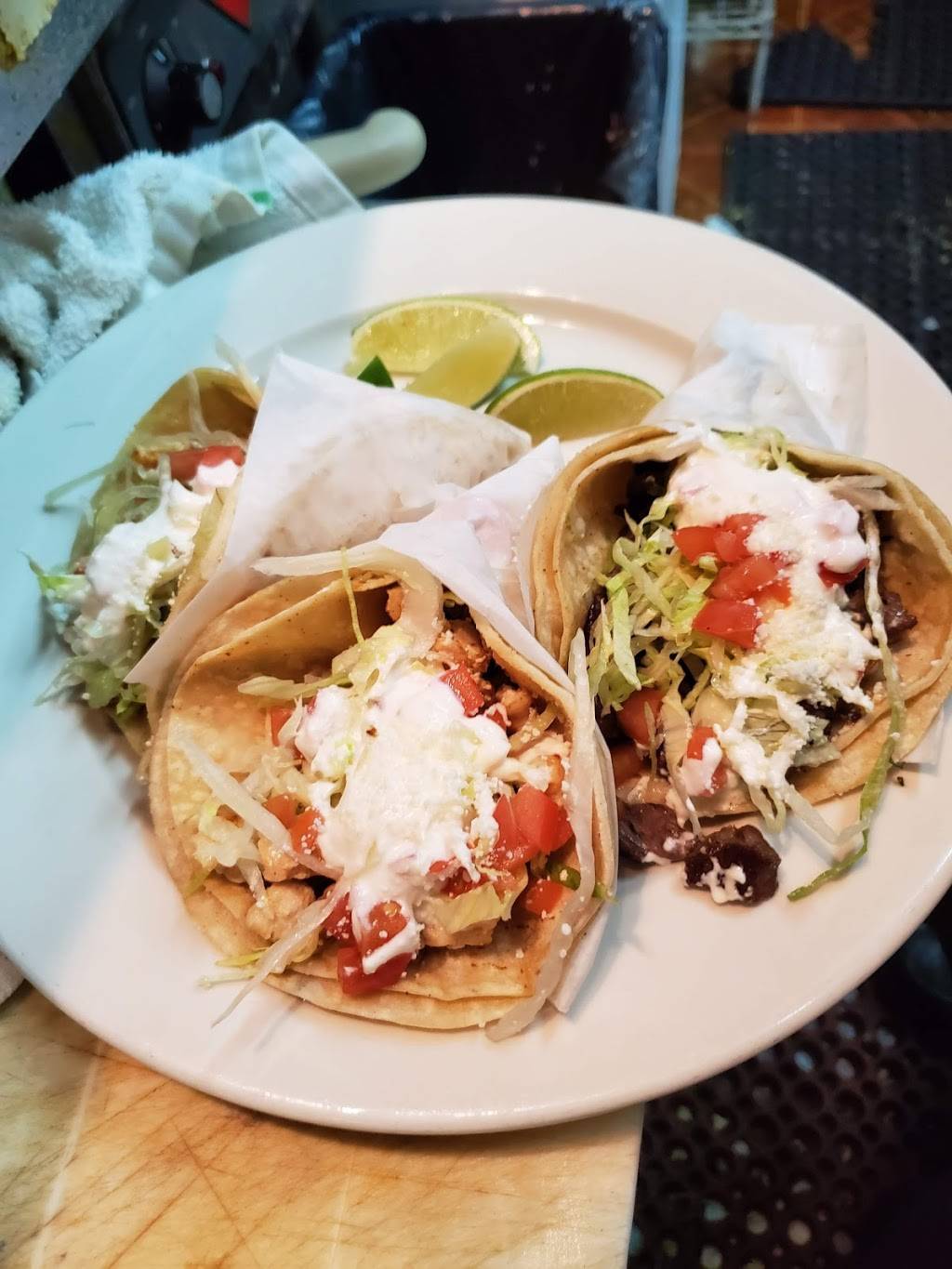 Tulcingo Azteca | restaurant | 3861 10th Ave, New York, NY 10034, USA | 2125676028 OR +1 212-567-6028