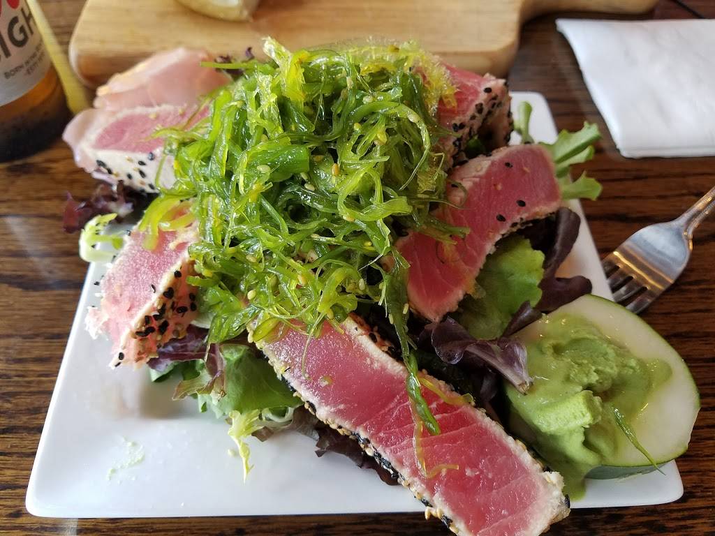 Caliendos Restaurant & Bar | restaurant | 0S050 Winfield Rd, Winfield, IL 60190, USA | 6306901555 OR +1 630-690-1555