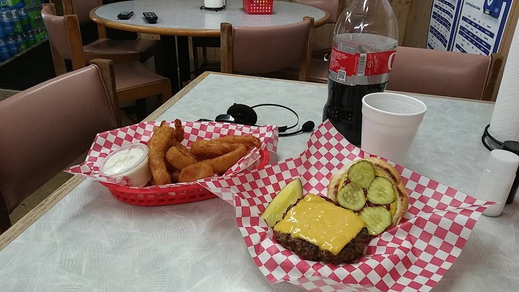 Ross Eatery and Pub | restaurant | 8421 Tod Ave SW, Warren, OH 44481, USA | 3308242378 OR +1 330-824-2378