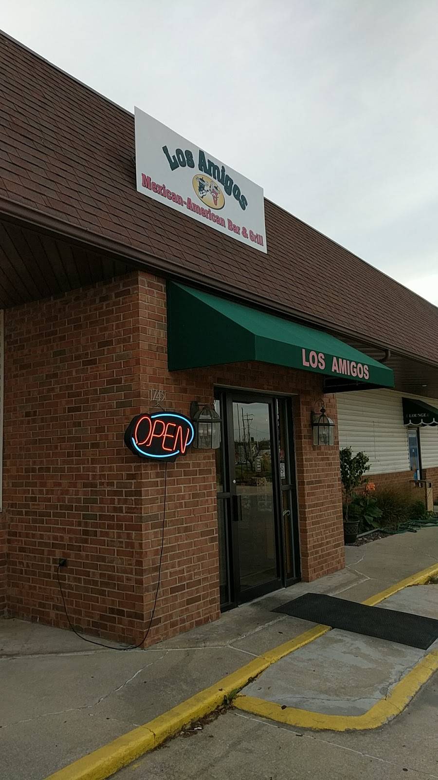 Los Amigos 2 | restaurant | 1745 IL-127, Greenville, IL 62246, USA | 6186640420 OR +1 618-664-0420