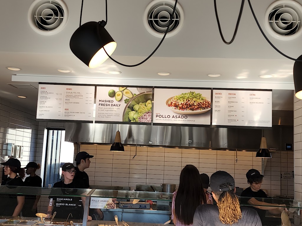 Chipotle Mexican Grill | restaurant | 135 Co Rd 6, Elkhart, IN 46514, USA | 5743431331 OR +1 574-343-1331