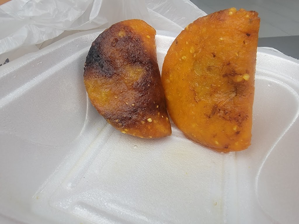 La Perrada del Gordo Wellington | restaurant | 9864 Southern Blvd, Royal Palm Beach, FL 33411, USA | 5615304697 OR +1 561-530-4697