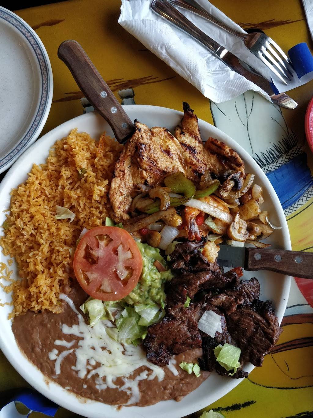 Cancúns Mexican Restaurant | restaurant | 75 Worcester St, North Grafton, MA 01536, USA | 5088398800 OR +1 508-839-8800