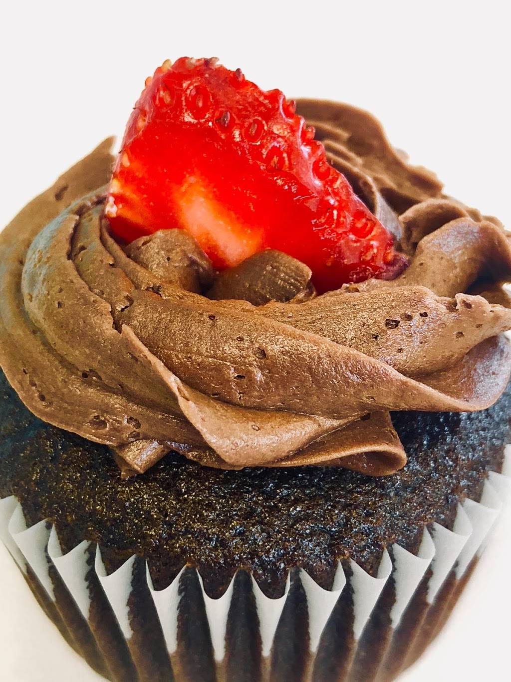 Big Mikes Baking Company At Tunies | bakery | 5651 Coral Ridge Dr, Coral Springs, FL 33076, USA | 9549523100 OR +1 954-952-3100