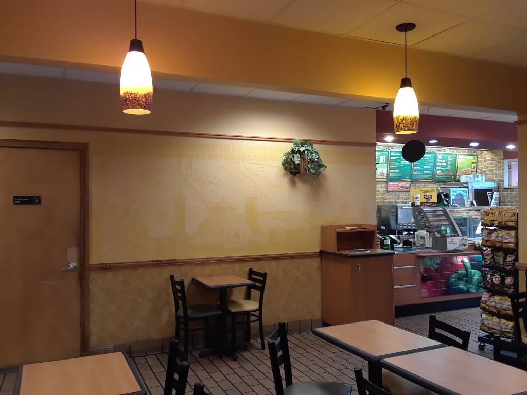 Subway Restaurants | restaurant | 8019 W Hillborough Ave, Commons Unit A, Tampa, FL 33615, USA | 8138887777 OR +1 813-888-7777