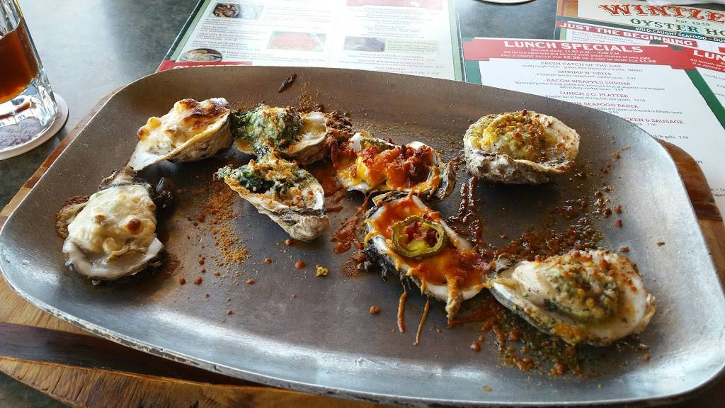 Wintzells Oyster House | restaurant | 14455 US-431, Guntersville, AL 35976, USA | 2565825600 OR +1 256-582-5600