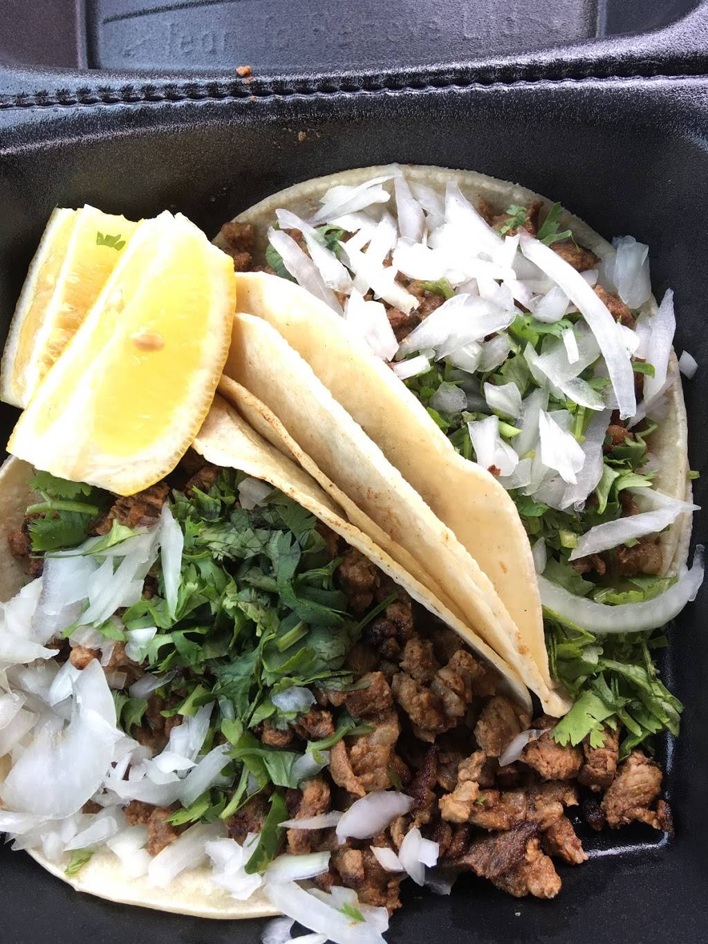 Piggies Restaurants | restaurant | 4601 Rosecrans Ave, Hawthorne, CA 90250, USA | 3106796326 OR +1 310-679-6326