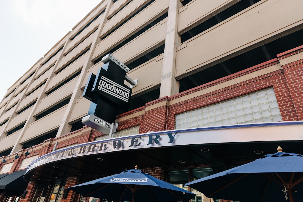 Goodwood Indy | meal takeaway | 140 South Illinois Street Central, Indianapolis, IN 46225, USA | 3179867103 OR +1 317-986-7103