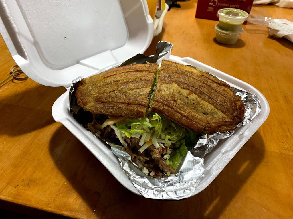 A Tu Gusto | restaurant | 6405 Raleigh St, Orlando, FL 32835, USA | 4077046695 OR +1 407-704-6695