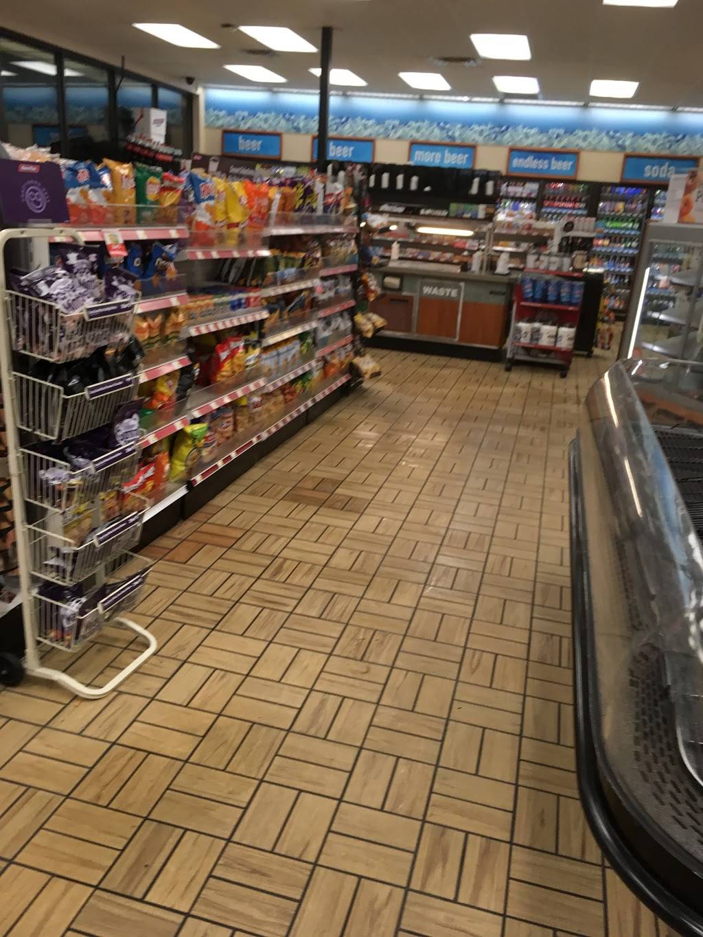 RaceTrac | bakery | 4641 Eau Gallie Blvd, Melbourne, FL 32934, USA | 3212595174 OR +1 321-259-5174