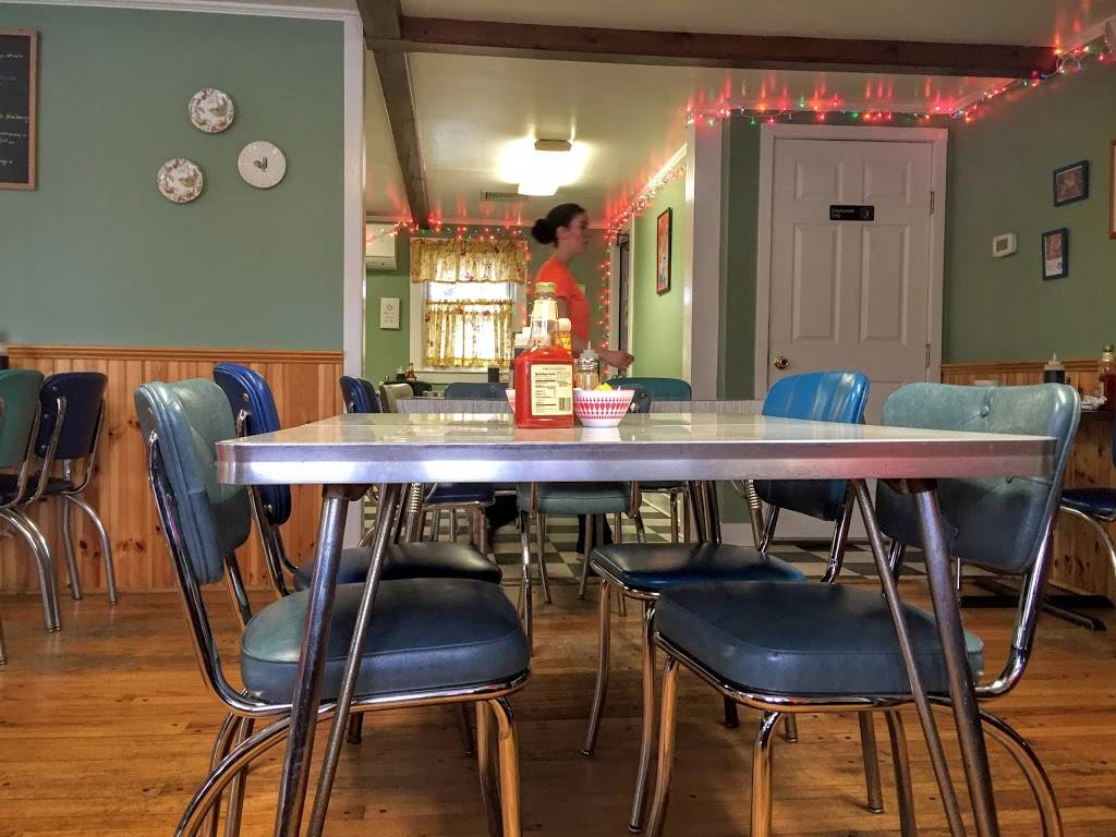 Somewhere In Time | cafe | 3175 Gold Star Hwy, Mystic, CT 06355, USA | 8605361985 OR +1 860-536-1985