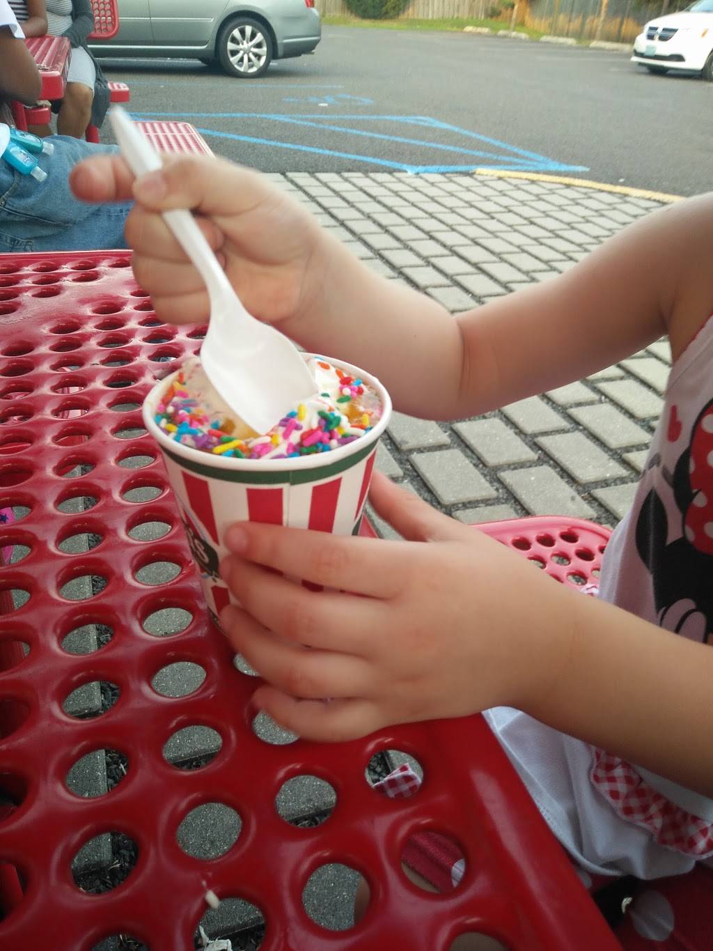 Ritas Italian Ice & Frozen Custard | restaurant | 1205 T High St, Burlington, NJ 08016, USA | 6093875535 OR +1 609-387-5535